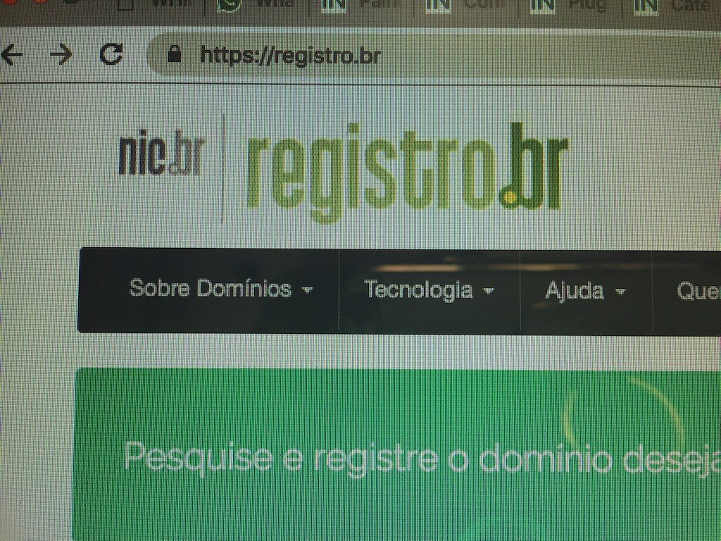 Acesse o site do www.registro.br